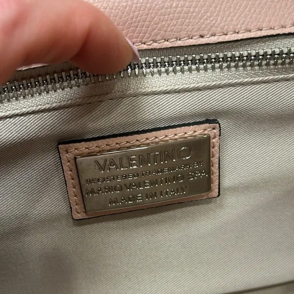 Valentino Cocotte Rose Pink Leather Silver Rockstud Envelope Shoulder Bag $895 - Picture 10 of 16